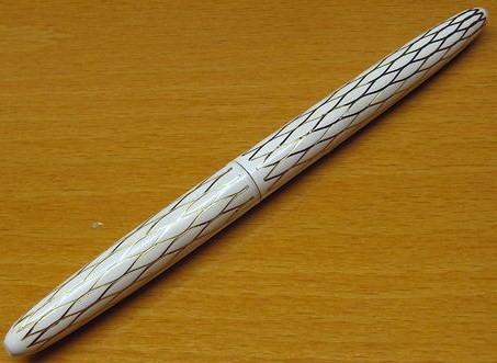 1959 Lady Sheaffer Scripsert X White Gold Tulle Gold Triumph Nob Fine