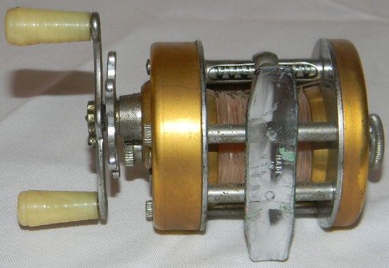 Vintage Penn 910 Levelmatic Ball Bearings Fishing Reel Vintage Penn 910 Levelmatic Ball Bearings Fishing Reel