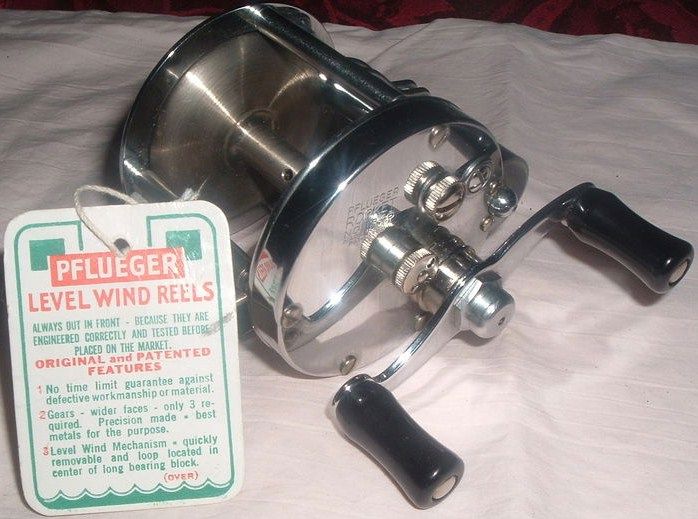 Vintage Pflueger Rocket Level Wind Fishing Reel w/Box-Tags Vintage Pflueger Rocket Level Wind Fishing Reel w/Box-Tags
