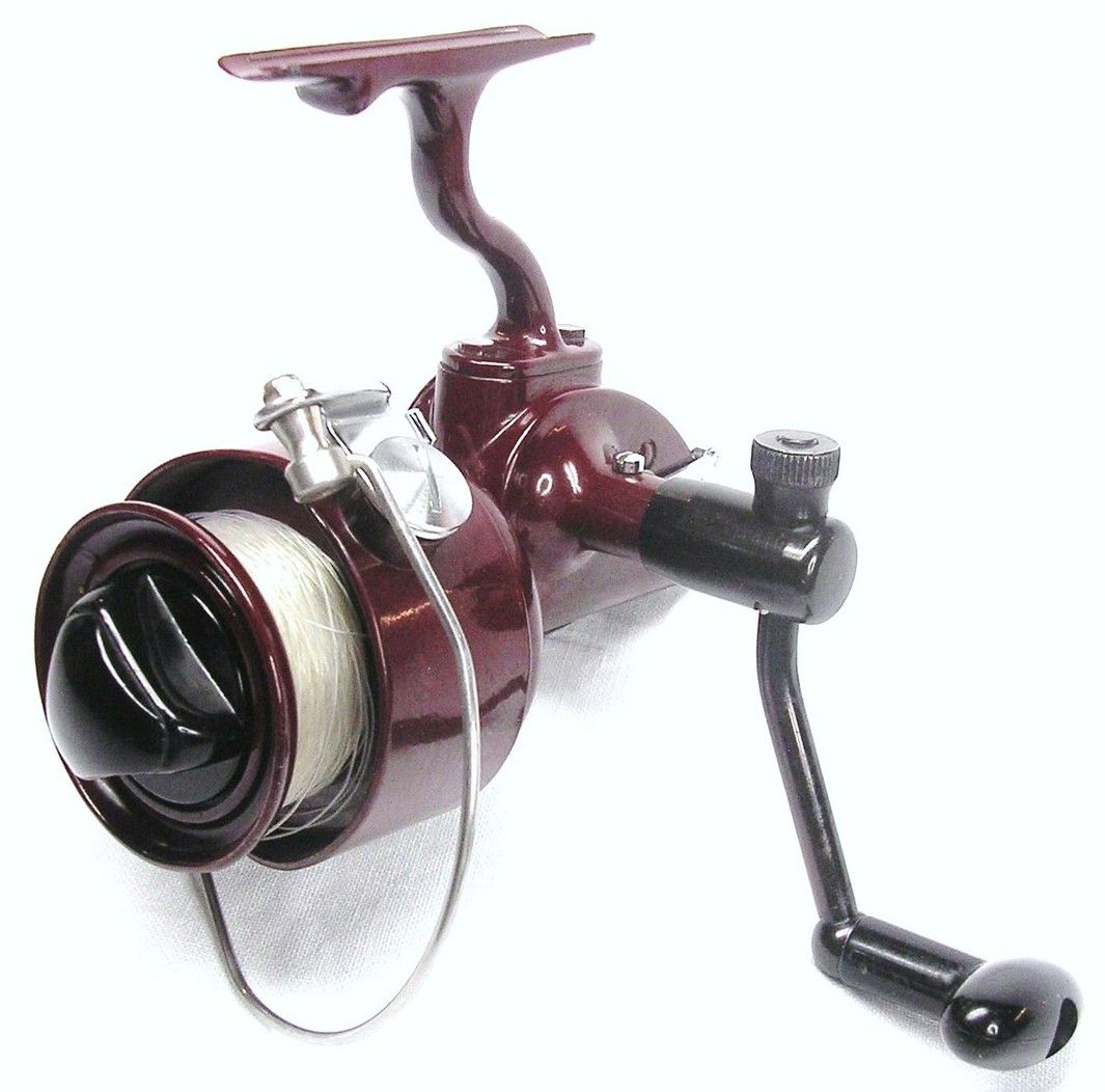 Vintage Shakespeare 2081 Sea Wonder Model EE Saltwater Spinner