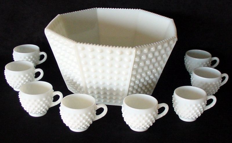 Vintage Fenton Hobnail Punch Bowl Set