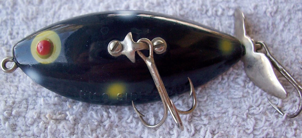 Vintage Pico Perch Side Shad Lure
