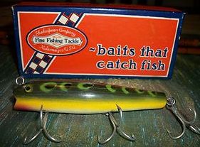 Vintage Shakespeare Wood Jerkin Lure w/Box