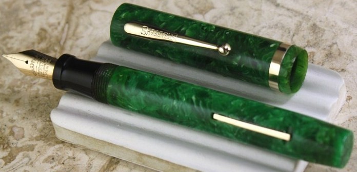 Vintage_Sheaffer_Fountain_Pen_1920s_Oversize_LIFETIME_Jade.JPG