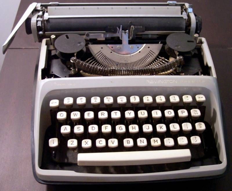 Vintage Sperry Rand Remington Premier Typewriter
