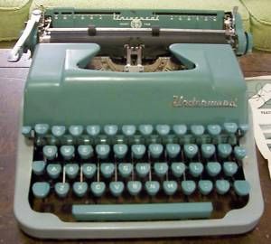 Vintage Underwood Quiet Tab Typewriter Aqua Turquoise 1950
