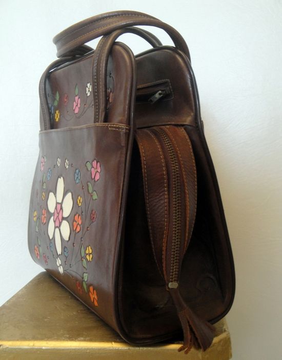 Vintage 70s Tooled Leather handpainted Flower Power Hippie Purse w
