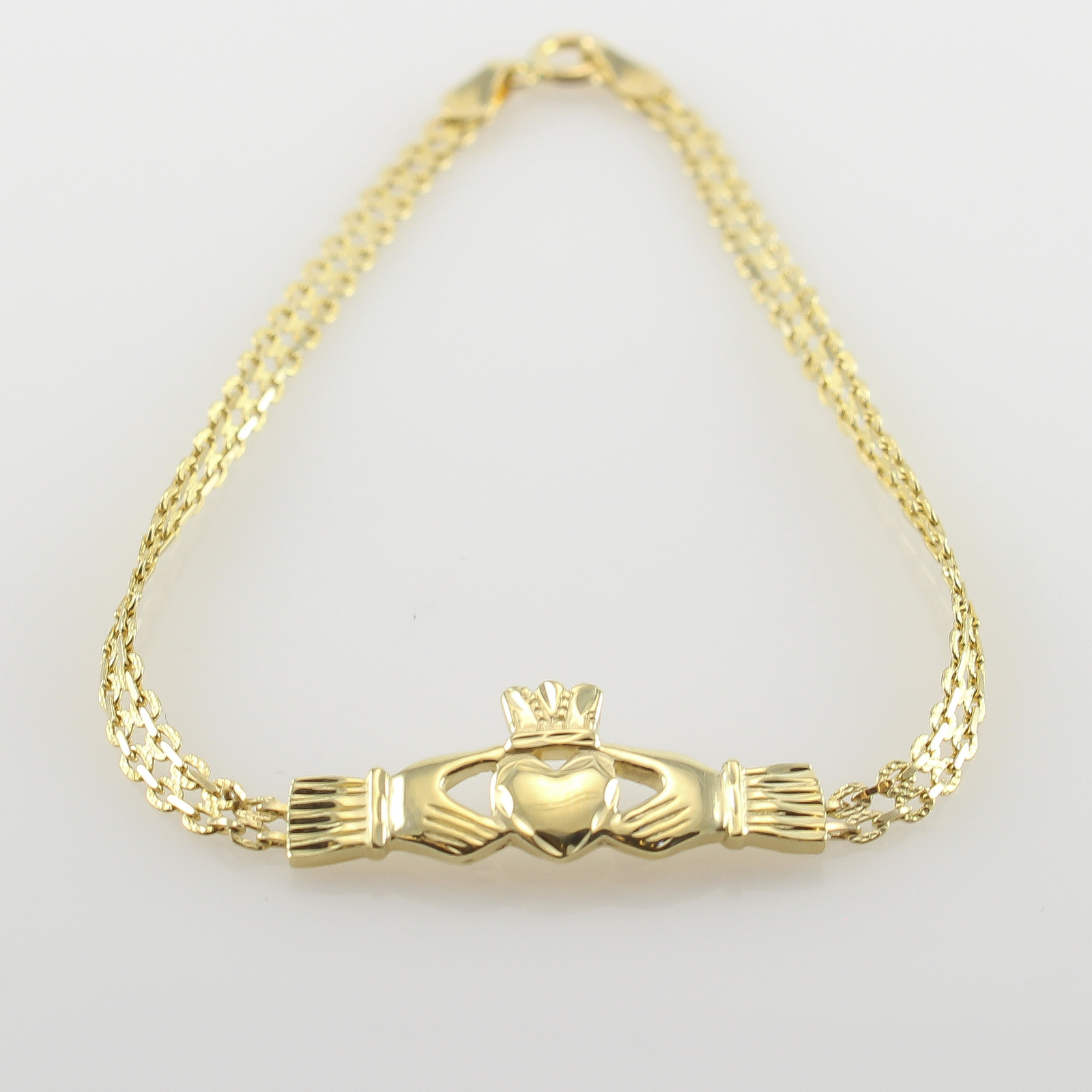 Single Claddagh Bracelet 14kt Yellow Gold