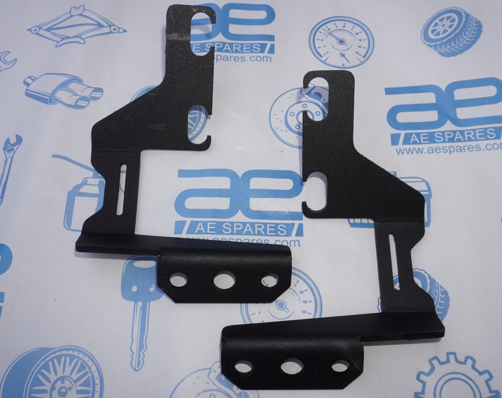 Ditch LED Work Light Bar Brackets Hood Mount Bracket For Toyota Fortuner Hilux