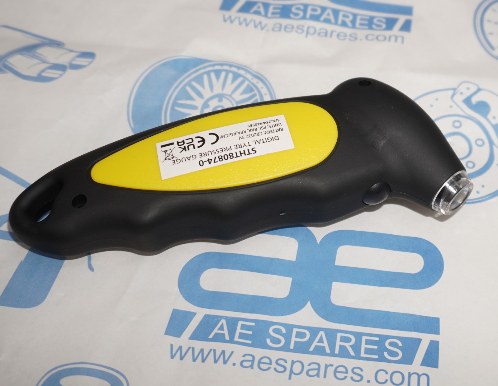 Stanley STHT80874-0 Digital Tyre Pressure Gauge 3-150PSI For Car Bike Truck