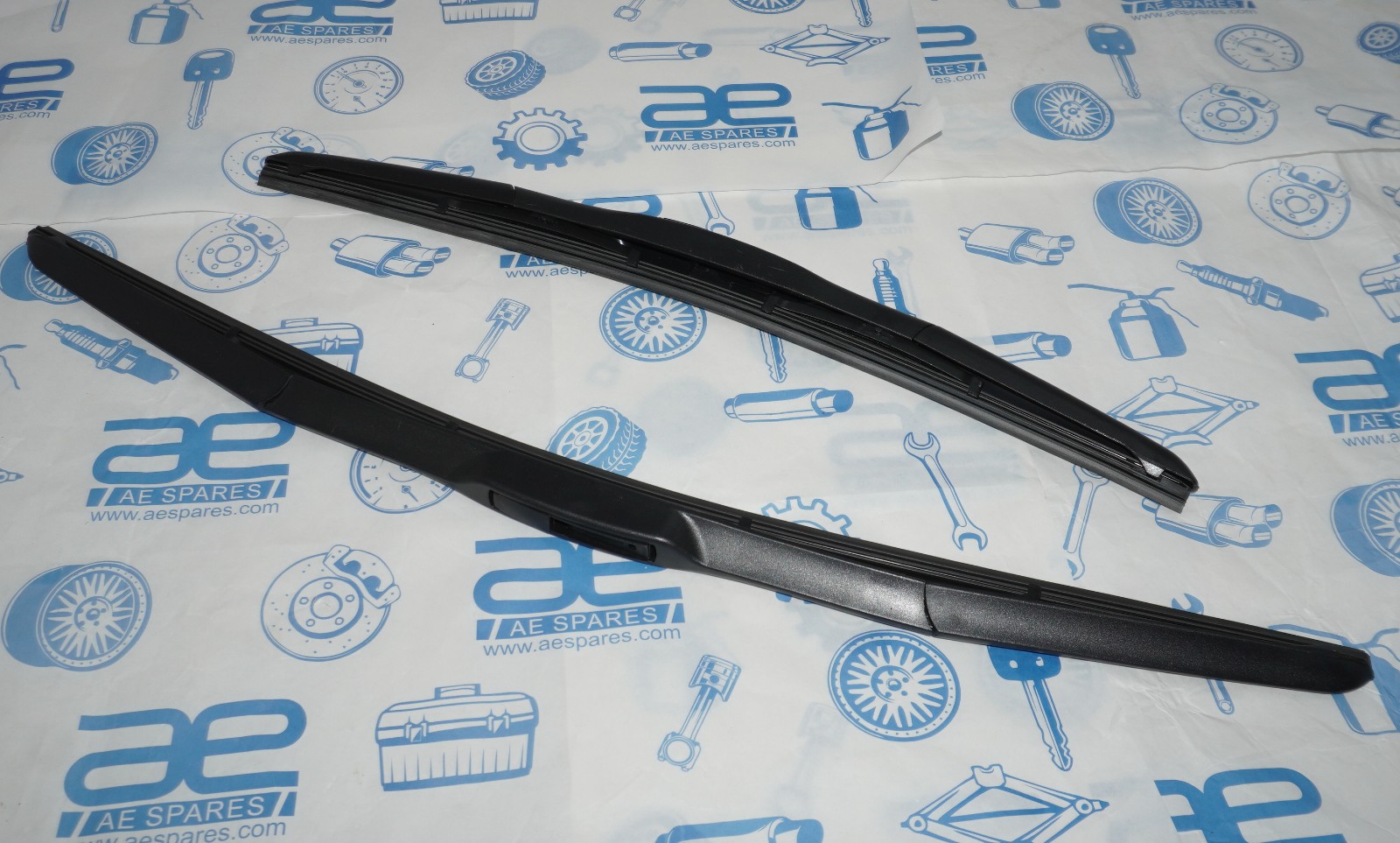 Front Windshield Wiper Blade Pair 23.5"/17.6" For Suzuki SX4