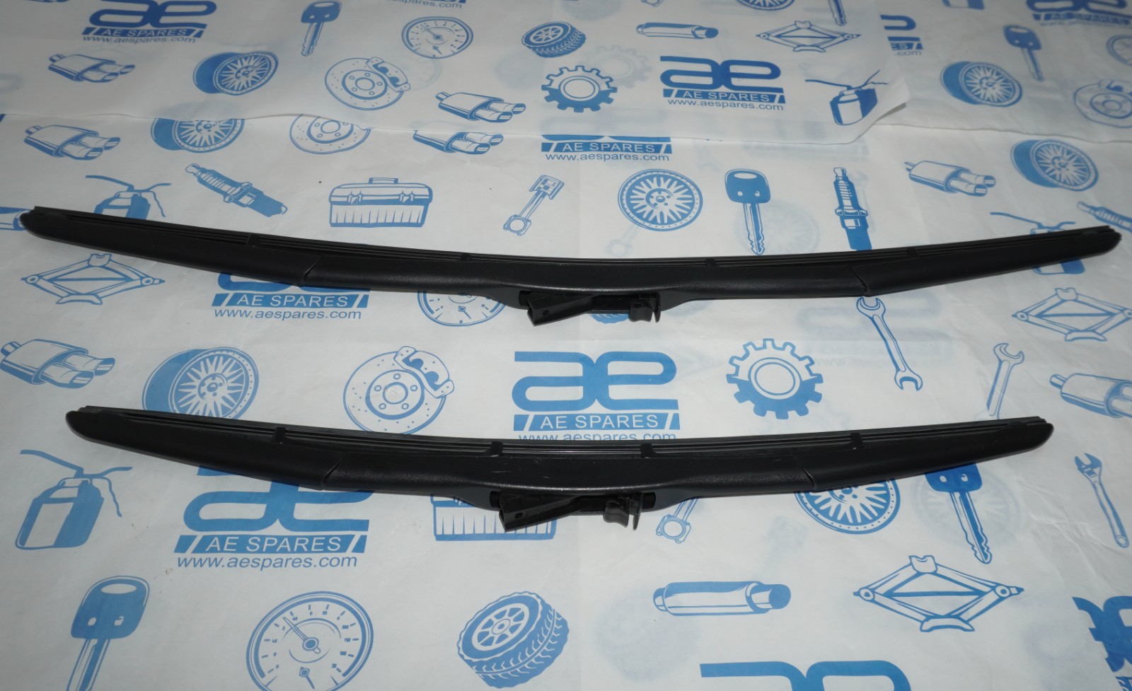 Front Windshield Wiper Blade Pair 23.5"/17.6" For Suzuki SX4