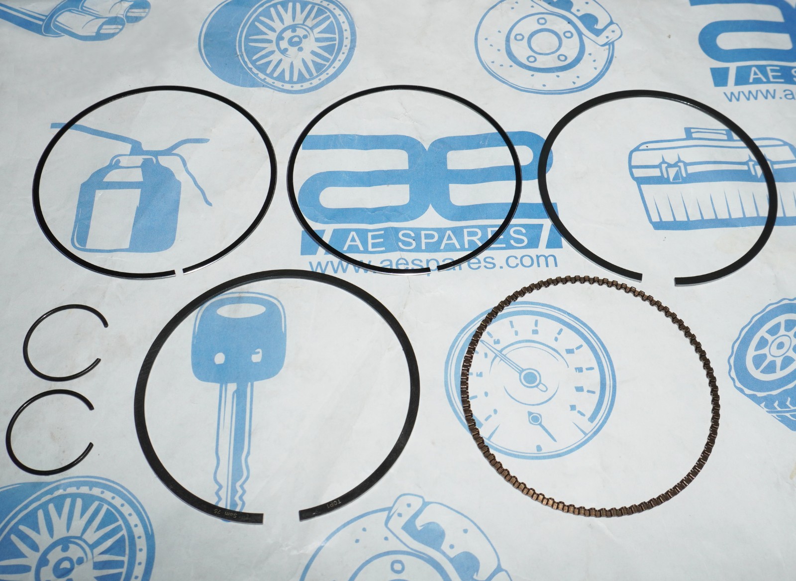 Piston With Ring Circlips For Royal Enfield Classic Reborn Meteor Hunter 350