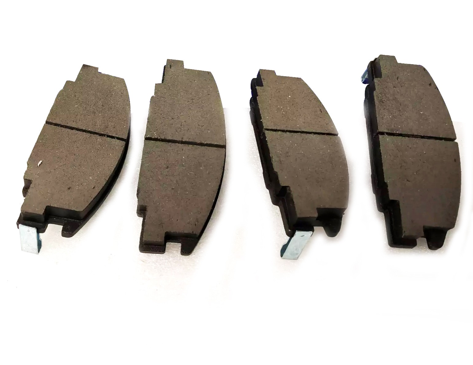 Front Brake Pad Set Fits For Chevrolet Tavera 2.5L 2.0L 2008-2017 F002H60040