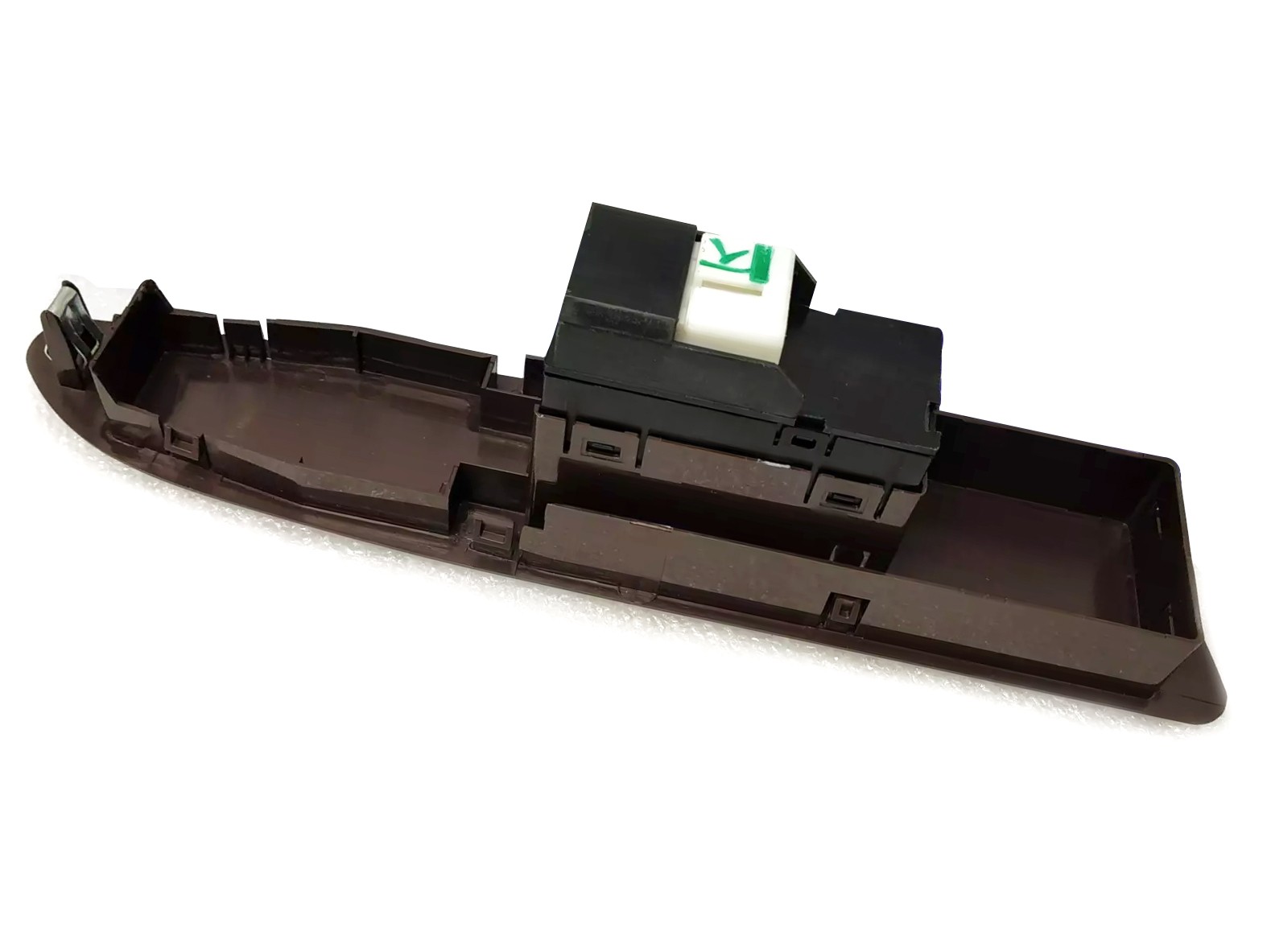 Front Power Window Switch Left For Mahindra XUV500 1st Gen S22096-000E00