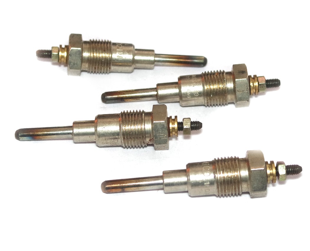 4x Glow Plug For Mahindra CJ340DP CJ540DP CL 340DP Classic Marksman MM540