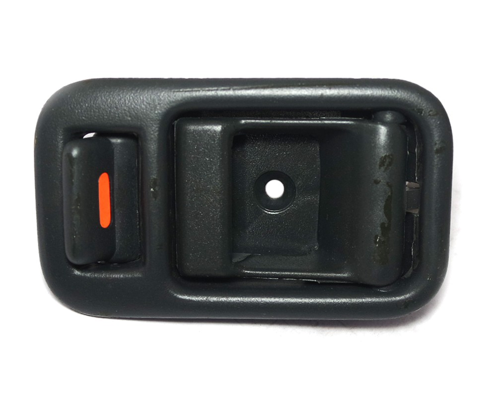Interior Door Handle LH For Suzuki Swift 1989-1994 8311062B03 8314070C00