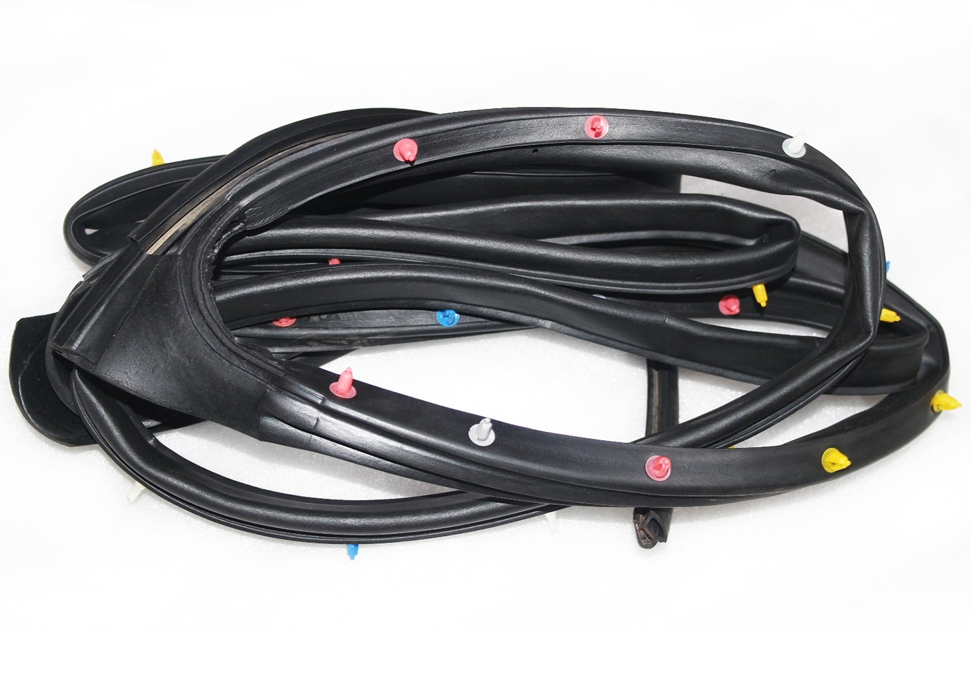 Rear Door Seal Rubber LH & RH For Suzuki Swift