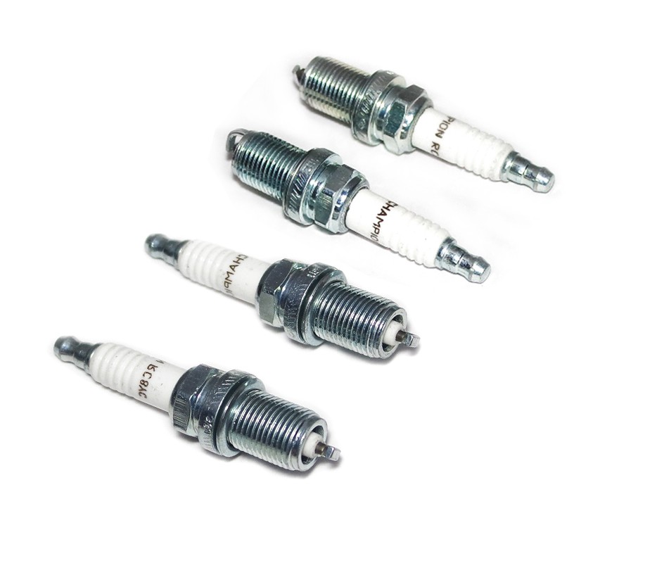 Spark Plug Set of 4 For Suzuki Sierra Drover Samurai SJ413 1.3 84-96 09482M40131