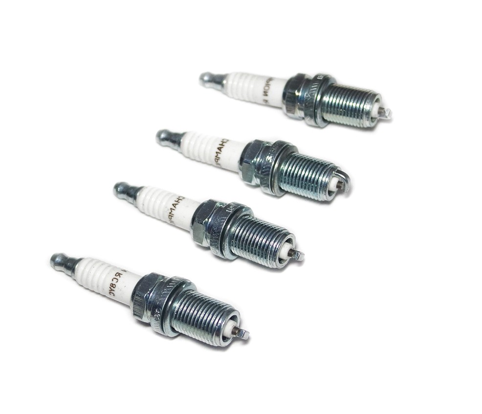Spark Plug Set of 4 For Suzuki Sierra Drover Samurai SJ413 1.3 84-96 09482M40131