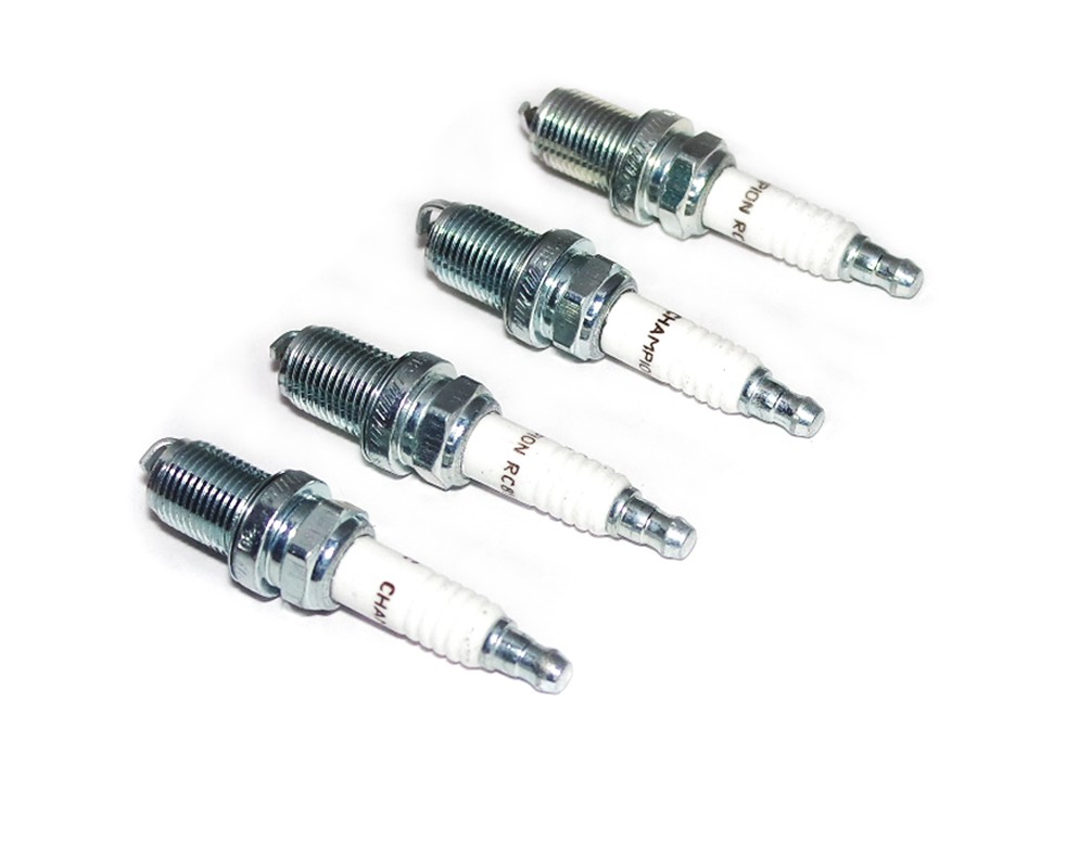 Spark Plug Set of 4 For Suzuki Sierra Drover Samurai SJ413 1.3 84-96 09482M40131
