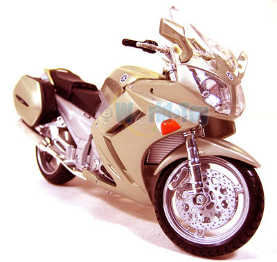 NEW MAISTO 1/12 YAMAHA FJR 1300 MOTORCYCLE CAR DIECAST