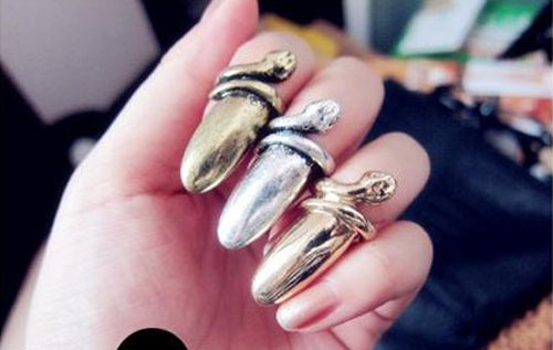 European-hot-sale-style-super-personality-snakeheads-fingernail-ring-Ring