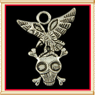20 antique silver skull eagle charms beads Q374