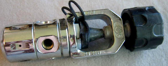 Beuchat First Stage Regulator 4000 PSI 1 HP 2 LP ports