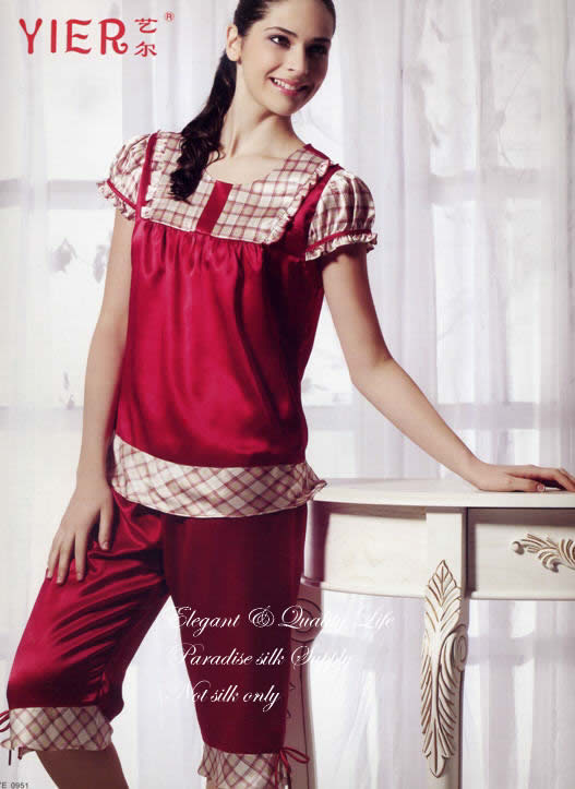 pure NWT silk lady\'s pajamas short set size us2-6-10