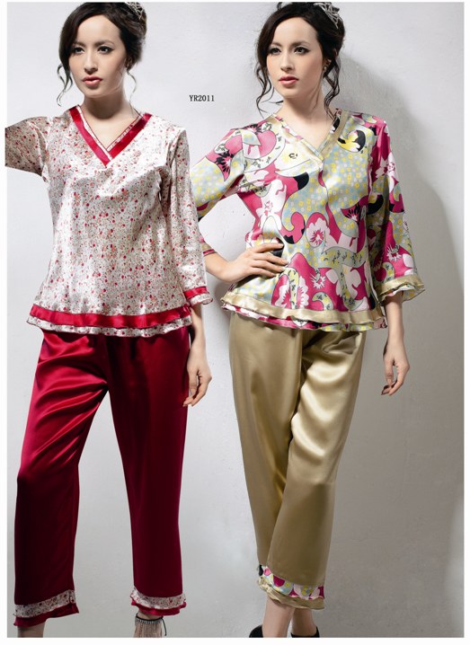 2011 Nwt Lady\'S Pure Print Silk Pajamas  Set Top Bottom