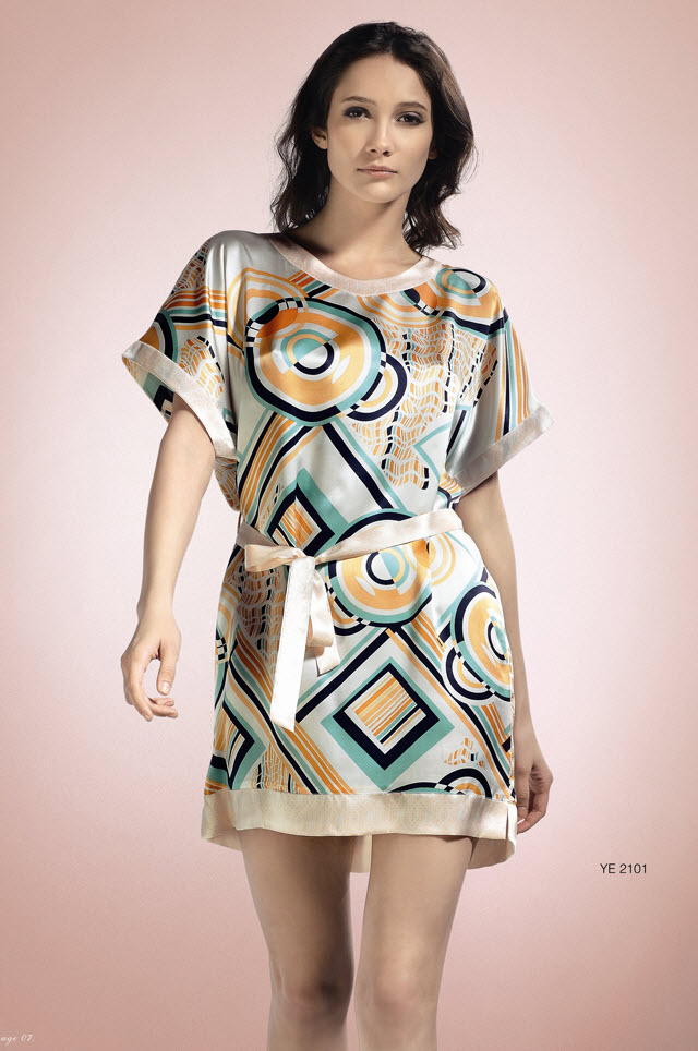 2011 Silk Print Women Lounging Wear Sleepwear US 2-6-10