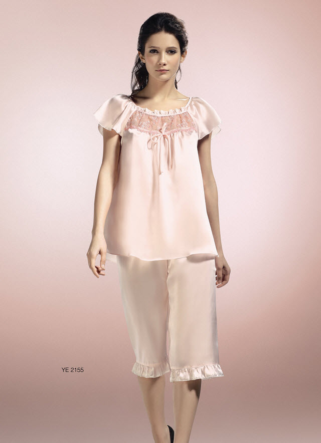 NWT Pure Silk Women\'s Lacy Pajamas short US size 2-6-10