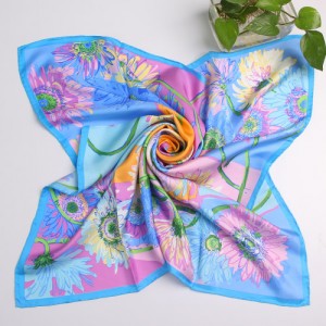 Pure Floral Print Twill Silk Big Square Scarf 34\