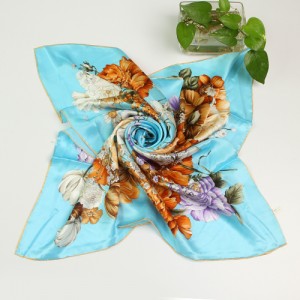 Pure Floral Print Twill Silk Big Square Scarf 34\