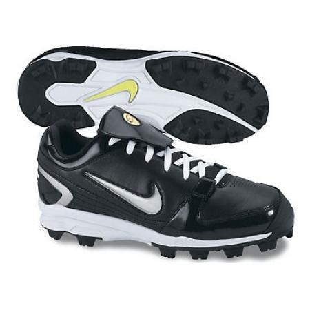 nike fastpitch softball cleats
