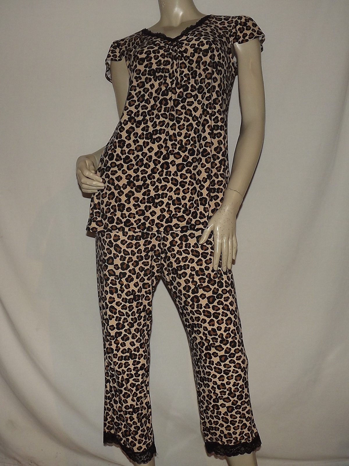 Size S Leopard Print Jersey Stretch Lace Trim Crop Capri Pajama Pants Shirt Set eBay