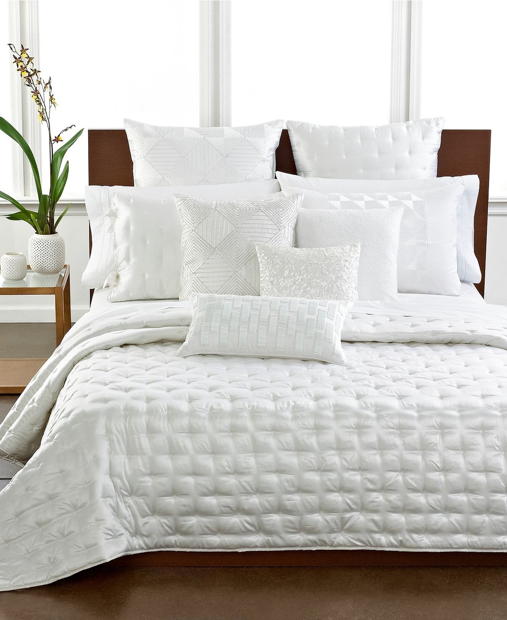 Hotel Collection Bedding, "Finest Silk" FULL QUEEN Quilted Coverlet