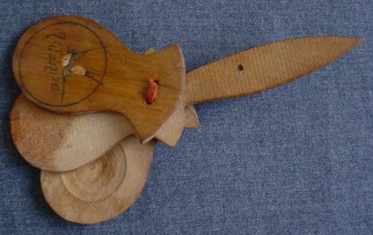 ANTIQUE ITALIAN RICORDO CAPRI WOOD CASTANETS