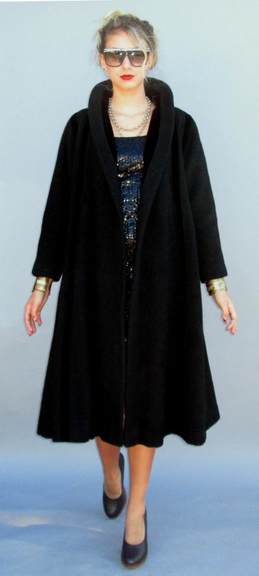 Vintage 70s JEWELED BIB Black MAXI DRESS Party GOWN M - eBay (item 320286791427 end time  Aug-21-08 19:15:00 PDT)