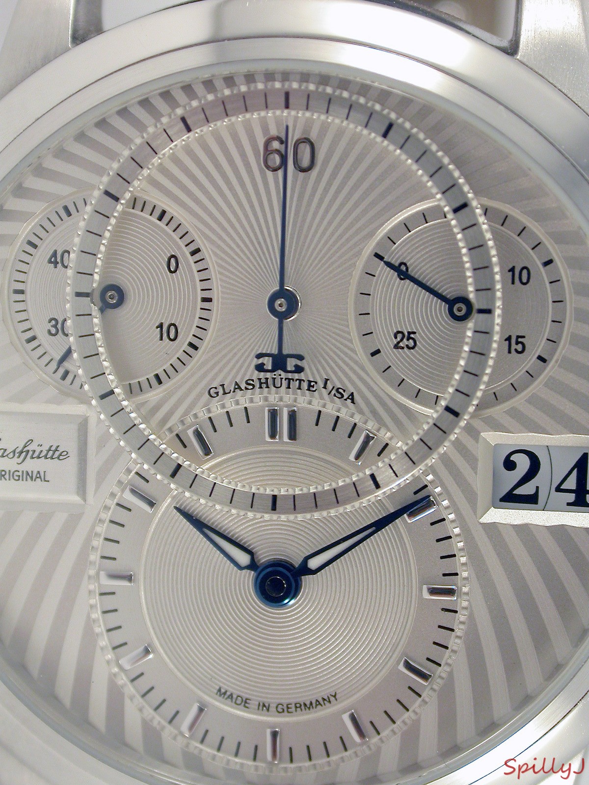 goplatchrodialdetail.jpg