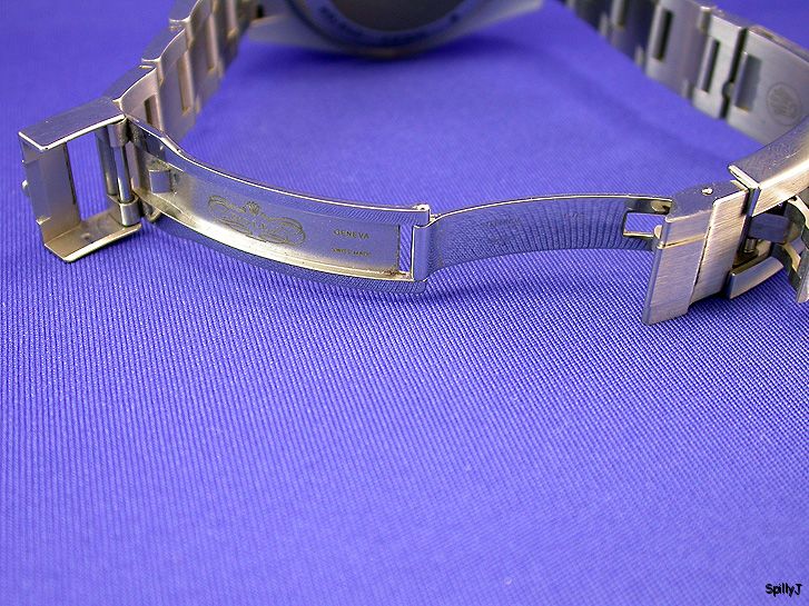 r11660openclasp.jpg