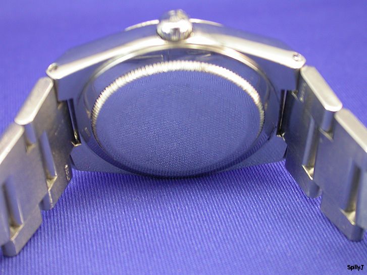 r1530back.jpg