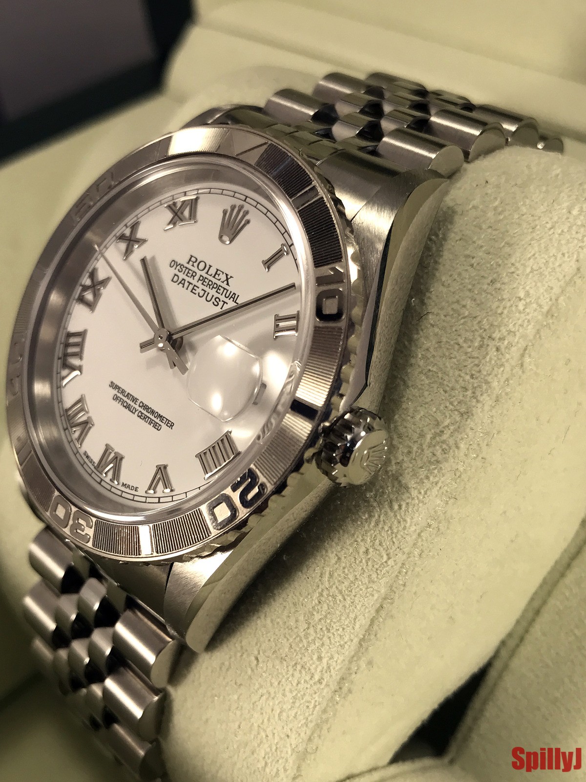 r16264crown.jpg