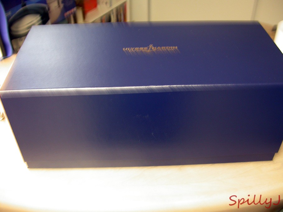 un160box.jpg