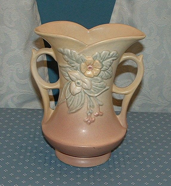 HULL POTTERY WILDFLOWER MATTE VASE  W - 6 - 7 1/2"