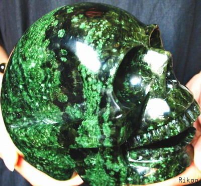 GANT 6.4LB Green Coral Stone Singing Skull,Crystal