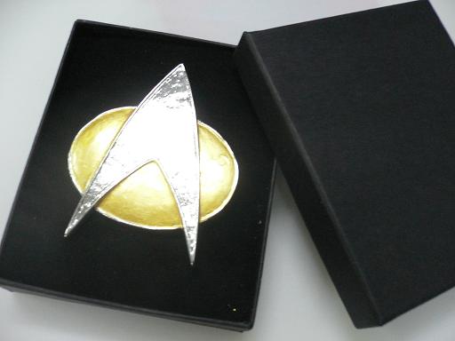 STAR TREK NEXT GEN BADGE communicator costume prop pin