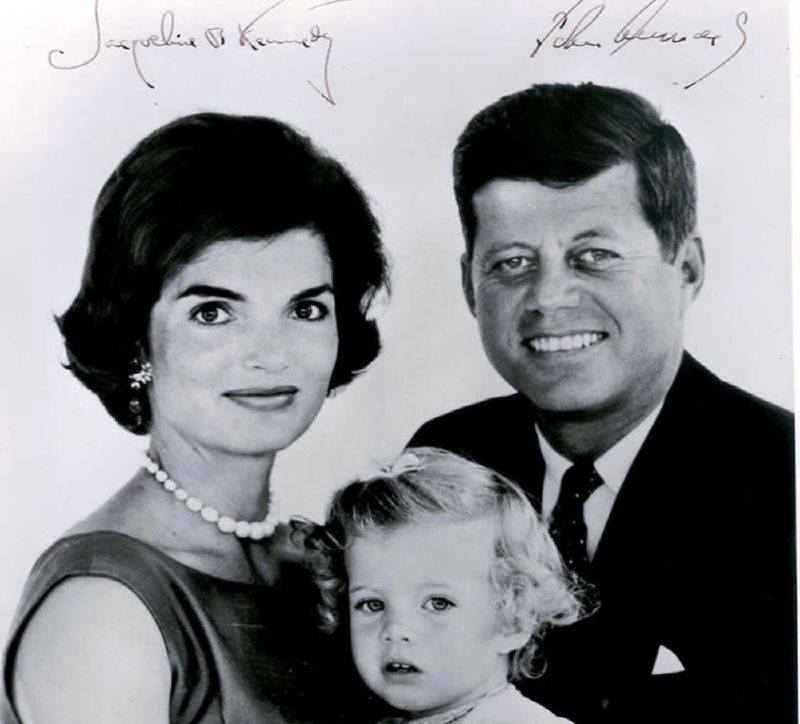 JOHN & JACQUELINE KENNEDY 1957)SIGNED 8X10 PREPRINT COA