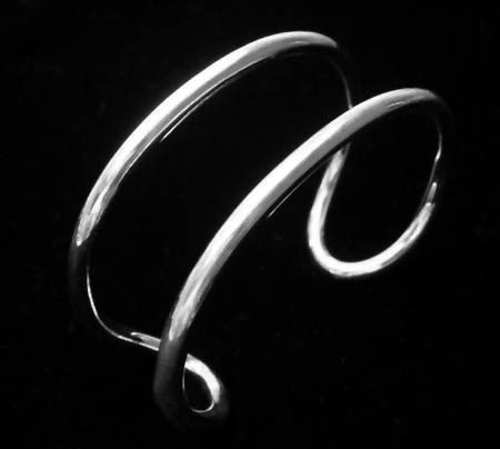 925 STERLING SILVER 2 PARALLEL LINE BANGLE SZ11
